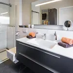 Holiday home Robbenloft *
