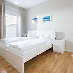 Holiday home Robbenloft *