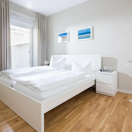 Holiday home Robbenloft *